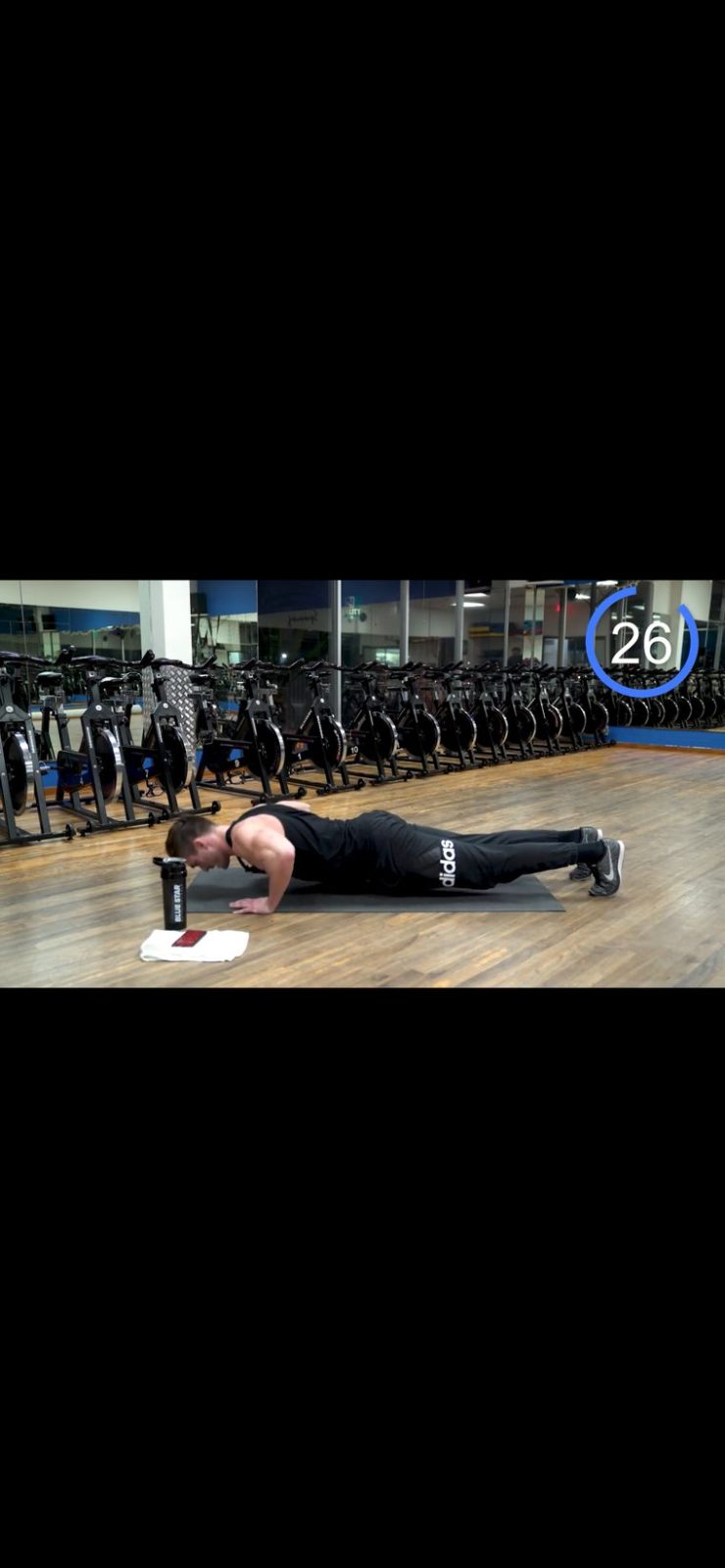 V Shred Discover feed with Female Fat Loss Extreme and popular training programmes including a custom training and diet plan
